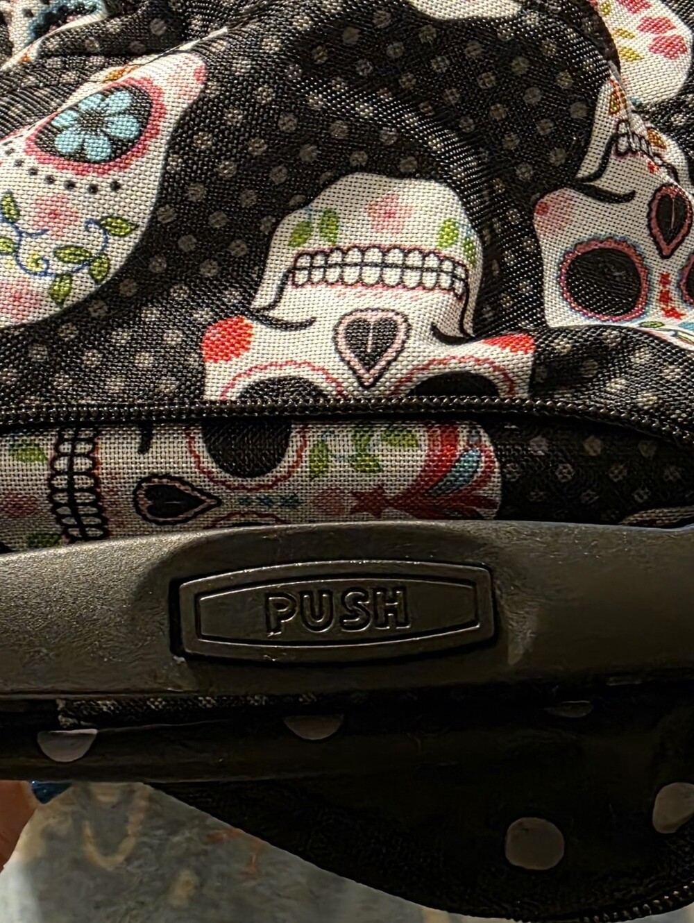 Betsey Johnson Skull Party 22" Wheeled Duffle Luggage - Picture 8 of 8